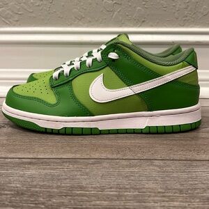 Nike Dunk Low Chlorophyll Green